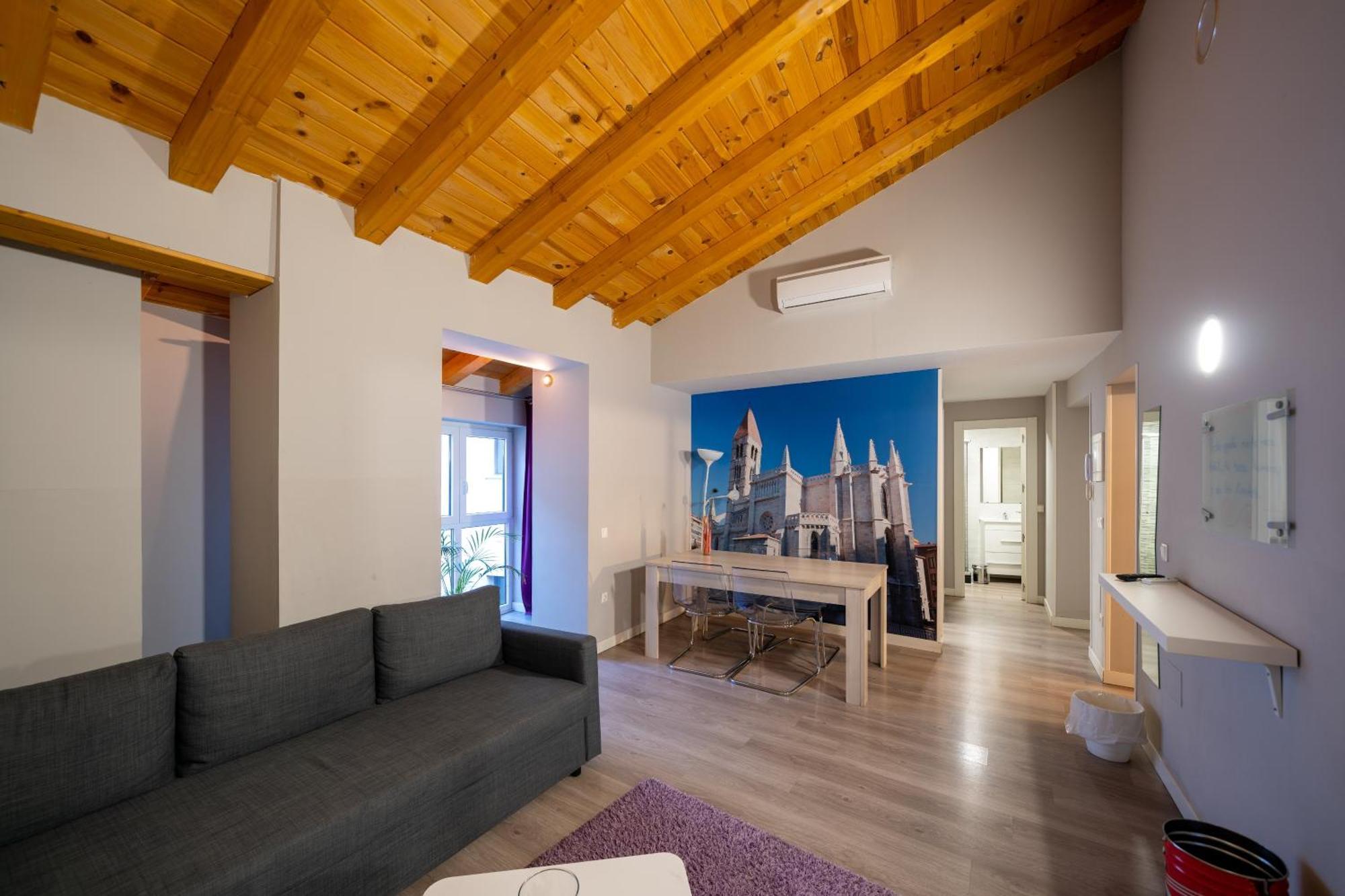 Apartamentos Go - Leopoldo Cano Center باياذوليد المظهر الخارجي الصورة